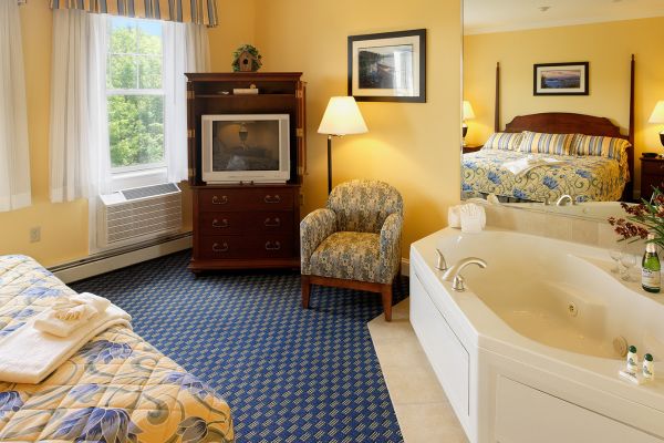 STEELE HILL RESORTS (Sanbornton)